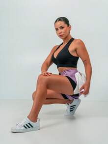 Women's Double Gym Shorts With Internal Cell Phone Pocket, Towel/T-Shirt Holder, Dryfit Perforated Fabric - 中紫紅色 - 查看 4