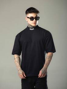 DMUNIZ Oversized Streetwear Turtleneck T-Shirts With Glorious Print On The Collar - Black/White - View 6