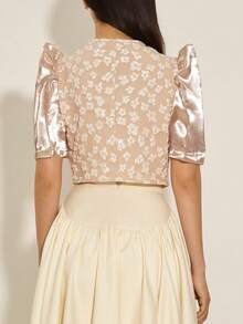Amyenjoylife Modern Filipiniana 女款春夏花卉泡泡袖休闲短袖开衫上衣 - 香檳色 - 查看 3