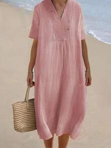 Vestito estivo casual e morbido in colore unito, scollo a V, maniche corte, adatto a donne di taglia comoda, tessuto traspirante, ideale anche per signore anziane