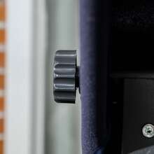 Outsunny Dondolo da Giardino 3 Posti con Tettuccio Parasole Regolabile e 3 Cuscini, Dondolo da Esterno con Seduta Traspirante in Texteline e Metallo, Portata Fino a 270 kg, 198x118x168 cm, Blu Scuro