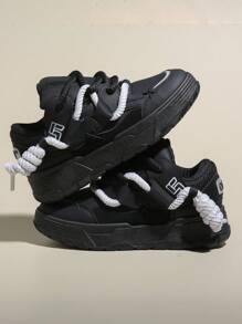 New Fashion Lightweight Lace Up Comfortable Casual Sports Sneakers, Women