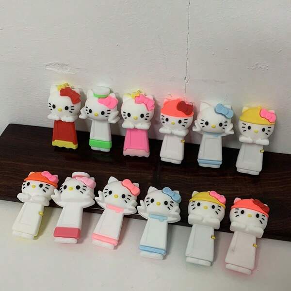 Sanrio Sanrio12pcs Cartoon Katie Kitten Kuro Cute Stationery Blind Box Office Desktop Ornament Sticker Fun Decorations Play Puzzle Car Desktop Decoration Doll Blind Box (Random Style)