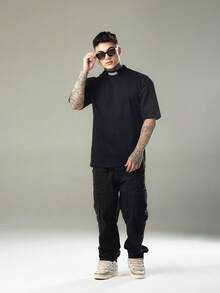 DMUNIZ Oversized Streetwear Turtleneck T-Shirts With Glorious Print On The Collar - Black/White - View 5