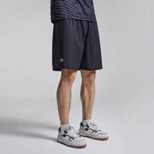 Under Armour Pantalon unisexe 2025 Nouveaux shorts d'entraînement de football d'été, de sport et de fitness, confortables et respirants 24500212-001