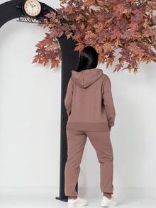 Set In Sweatshirt, Jacket With Hood And Pants With Pocket - Rust Brown - View 2