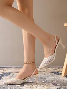 秋冬新款中国风白色高跟穆勒鞋，女款尖头蕾丝刺绣两穿式凉鞋，优雅派对风