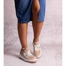 米色女士时尚系带运动鞋
