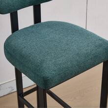 Juego de taburetes de bar de dos piezas, sillas de comedor de granja para sala de estar/comedor, taburetes de cocina acolchados de tela modernos con patas de metal industrial: adecuados para islas de cocina, cafés y oficinas en el hogar, fáciles de ensamblar y brindan una estabilidad confiable, la combinación perfecta de moda y funcionalidad. - 2 piezas (verde) - Ver 9