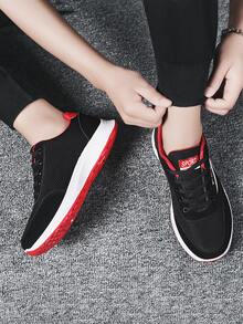 Nuevo negro y rojo antideslizante resistente al desgaste zapatos de baloncesto de los hombres, de moda versátil de malla transpirable correr zapatos deportivos casuales, al aire libre antideslizante resistente al desgaste zapatos de tenis de los hombres, adecuados para los zapatos para correr todos los días, los deportes al aire libre, fútbol, baloncesto, zapatos de viaje - Rojo - Ver 10