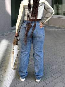 Plus Size Women's Loose Straight Leg Jeans - Medium Wash - View 7