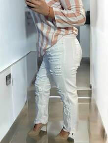 Jeans Blancos de Mujer tipo mom jeans, Pantalones rectos para mujer color blanco, rasgados, vaqueros de mezclilla para Dama casuales  A rayas  Color combinado    Casual  Dulce  Elegante  Sexy    Mezclilla    Bolsillo  Cremallera  Desgarro    Noche de fiesta  Vacaciones  Diario  Fiesta de Cumpleaños  viaje - Blanco - Ver 2