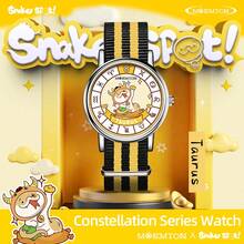 Reloj de cuarzo de moda con diseño de constelaciones de serpiente de cachorro Moemton M3.SMN03