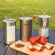 1 Edelstahl Kaffeebecher mit Strohhalm, 600ml vakuumisolierter Becher, auslaufsicherer Reisebecher, doppelwandige Konstruktion, spülmaschinenfest, geeignet für alle Arten von Getränken - perfekt für Thanksgiving, Halloween, Ostern, Kaffee jederzeit und überall, Kaffee Reisebecher