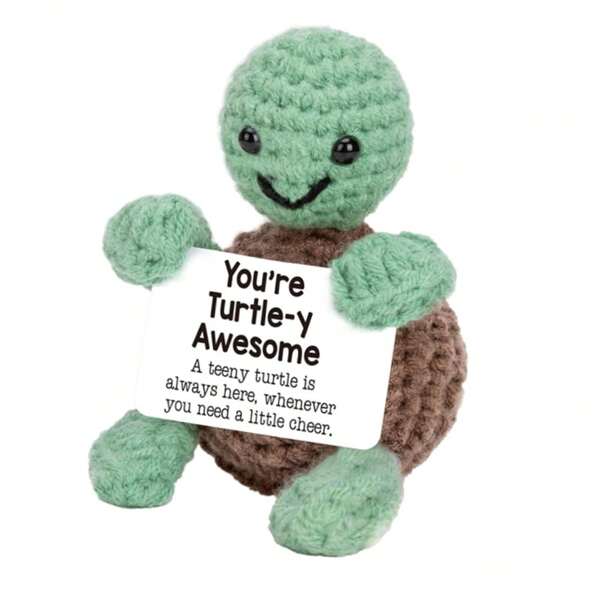 1 pieza Adorno de tortuga de peluche hecho a mano que se puede usar como decoración para escritorios y salas de estar, y como pequeños regalos para familiares y amigos, también es una muy buena opción para regalos de cumpleaños.