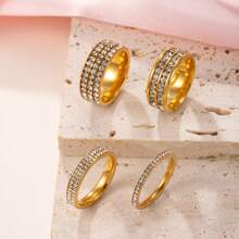 4 Pcs/Set Simple And Versatile Stainless Steel Plated 18k Gold Random Combination With Inner And Outer Ball Ring Different Thickness Gold Ring Men And Women With The Same Couple Ring For Women Daily Wear