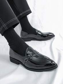 Slip-On Slip-On Glossy Loafers, Solid Black, Casual Leather Shoes With Spiczasty Nosek Dla Mężczyzn. Nadają się na Ślub, Imprezę Lub Nieformalne Okazje, Slip-On Design