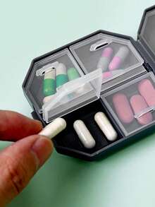 Kotak Obat Portabel 6 Kompartemen, Wadah Penyimpanan Kapsul, Kotak Obat Perjalanan, Kotak Obat, Kotak Obat Mini, Dengan Pola Huruf A~Z Berbentuk Hati, Kotak Obat Mini untuk Perjalanan, Wadah Obat dan Vitamin Tahan Lembap, Kotak Penyimpanan Dispenser Obat, Kotak Penyimpanan Obat untuk Perjalanan, Rumah, Berkemah, Berburu di Luar Ruangan, Kotak Obat, Kotak Obat, Perlengkapan Pertolongan Pertama, Tas Medis, Aksesoris Perjalanan, Perlengkapan Asrama - Hitam - View 8