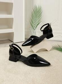 Chaussures à talons hauts à bout pointu avec sangle arrière, couleur unie. Talons élégants et confortables pour les occasions formelles et les fêtes