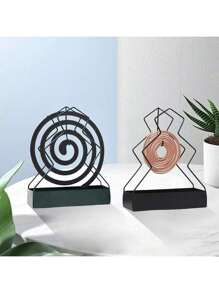 1 Stück kreative ganz aus Eisen gefertigte Katzen-Burg Mückenspiralen Matte, Haushalts-Mückenspiralen Matte ist einfach, schön, multifunktional und kreativ, vertikal an der Wand montierter Mückenspiralen Halter, Aschenbecher, feuerbeständiger Räucherstäbchen-Brenner Dekoration, geeignet zum Aufhängen und als Mückenabwehr-Ausstattung im Sommer, zum Verhindern von Asche-Spritzern, geeignet für Wohnzimmer, Schlafzimmer, Badezimmer, Outdoor-Verwendung