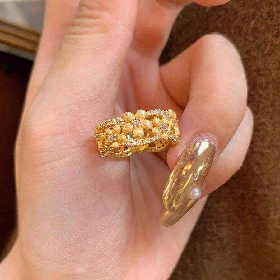 18K Gold Plated Elegant Lady's Adjustable Zirconia Flower Ring