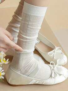 1 paire de chaussettes fines pour mollets inspirées du style ballet pour femmes. Chaussettes blanches respirantes à côtes pour porter au quotidien, printemps/été