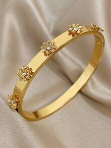 精致的不锈钢手链，饰有人造锆石花，18k 镀金，适合日常佩戴或作为礼物。 - 可愛鑲鑽小花 - 查看 10