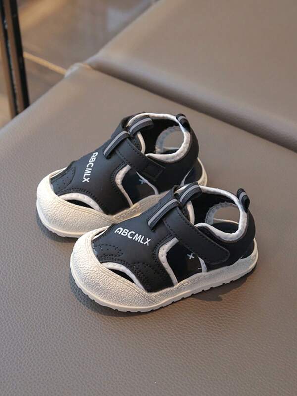 Summer New Fashionable Children's Flat Sandals, Walking Shoes, Black And White Contrasting And Hook And Loop Design, More Lightweight And Comfortable, Suitable For Children Of All Ages For Leisure And Outdoor Activities,