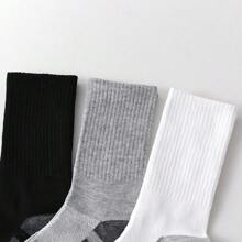Paquete de 3/6/9/12 pares de calcetines para hombre/mujer, cómodos y casuales con estampado de rayas hasta el tobillo, adecuados para uso diario, estilo minimalista, calcetines para hombre para todas las estaciones, calcetines deportivos minimalistas hasta el tobillo 2piezas/6piezas/12piezas/18piezas