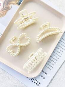 5pcs Women Faux Pearl Hair Clips Set, Simple Fashion Elegant Casual Cute Girlish Sweet Resin Material Fashionable Faux Pearls Heart Bow Crescent Moon Butterfly Oval Faux Pearl Hair Clips Combo, Commute Daily Outfit Matching Updo Hair Fixation, Non-Damaging Hair Summer