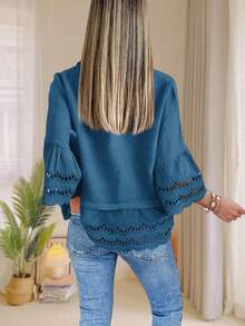 Womens Eyelet Blouse 3/4 Bell Sleeve Button Down Ruffle Hem Casual Summer Shirt Top - 藏蓝色 - 查看 4