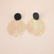 1 Paar modische minimalistische Cut Out Blumen-Kreis-Ohrringe für Frauen, geeignet für den Alltag, Unterhaltung, soziale Veranstaltungen, Partys