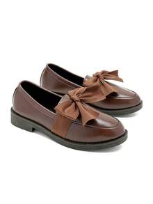 DareSee 女士圆头平底乐福鞋，饰有蝴蝶结，黑色休闲鞋，适合音乐节、Y2KFest、返校季、秋季、圣诞节、冬季等场合，是圣诞礼物的理想之选。 - 棕色 - 查看 8