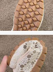 Women Spring Beijing Cloth Shoes Soft Bottom Hollow Out Lace Lightweight Breathable Mesh Driving Loafers With Cow Tendon Soles For Summer Valentines