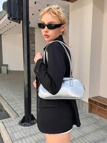 DareSee 方形简约黑色防紫外线时尚眼镜，适合日常或夏季旅行，可作沙滩太阳镜、女士沙滩配饰、基础款太阳镜，搭配毛衣、牛仔裤、运动裤、连帽衫、外套、连衣裙和长袖衬衫，适合音乐节、Y2KFest、返校季、秋季、圣诞节、冬季和圣诞节礼物。 - 深灰色 - 查看 3