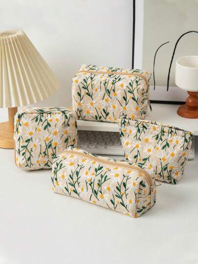 1 PC Beige Embroidered Clutch In Bulk Make Up Bag Pads Bag, Fashionable And Casual Large Capacity Portable Zipper Makeup Bags, Travel And Vacation Essentials Cosmetic Bags For Sanitary Napkins, Pouch Pads, Wired Earphones, Earpods, Headphones, Charger, Lipsticks, Cosmetics, Perfume, Skin Care And Beauty Products, Home Decor, School Girls, Keys, Holiday Gifts Bag, Room Decor, Bags,Makeup Pouch,Cosmetic Bag,Travel Essential,Large Capacity,Large Makeup Bag,Christmas Gifts,Pouch,Travel,Gifts For Women,Women's Necessaire,Travel Essential,Pouch,Clutch / Small Handbag,Necessaire,Makeup Organizer,Makeup Organize,Pouch,Brush Holder,Mini Pouch,Large Capacity Pouch