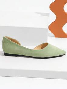 Bailarinas de punta fina de color verde claro, de estilo europeo, ligeras, antideslizantes, transpirables y elegantes con diseño calado, zapatos para mujeres para todo tipo de temporadas - Verde Pastel - Ver 8