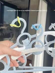 20/10pcs Hanger Hooks And Windproof Buckles Are Used To Fix Hangers. They Are Essential Hanger Fixers For Home Use, Ideal For Laundries, Balconies And Terraces, And Home Storage And Organization Devices - Multicolor - View 6