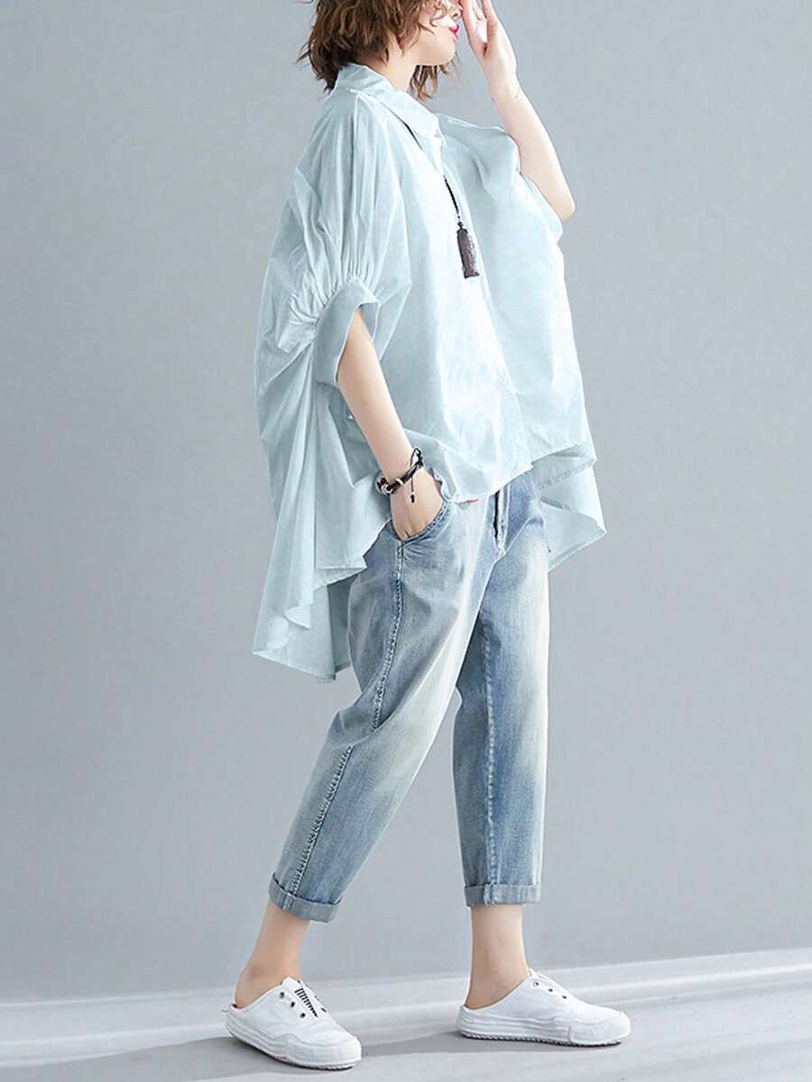 轻盈女式半袖高低领衬衫，带蝙蝠袖设计和领口 - 藍色 - 查看 1