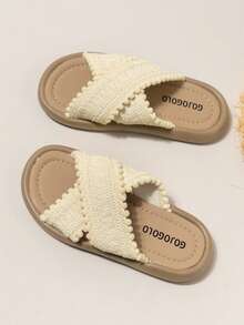 女童时尚露趾拖鞋，夏季新款童鞋，女童休闲沙滩凉鞋，防滑户外平带拖鞋，百搭软底人字拖 - 米色 - 查看 1