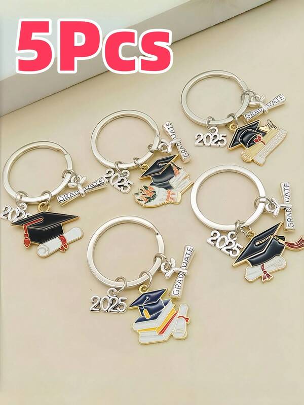 Set de 5 llaveros de graduación 2025 unisex, adorables llaveros de aleación de zinc con gorra de graduación, regalos conmemorativos de la ceremonia de graduación, adornos para mochila y bolso