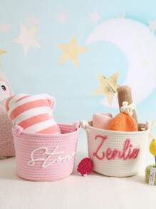 Cesto di immagazzinaggio intrecciato di colore tinta unita fatto a mano personalizzato con manico, cesto di immagazzinaggio con corda personalizzata per giocattoli, cosmetici, articoli per la casa, cesto regalo decorativo per camera, vacanze, nuova sposa, damigella, blu, per il ritorno a scuola, multifunzionale, durevole, ornamentale, riutilizzabile, raffinato, stiloso, di alta qualità, colorato, moderno, personalizzato, unico, regali ideali per lui, regali ideali per lei, ragazzo, papà, ragazza, mamma, famiglia, amici, sala da tè, casa, giardino, ufficio, per anniversari, per San Valentino, per la Festa della Mamma, per compleanni, per la Festa del Papà, per laurea, per matrimoni, per il riscaldamento della casa