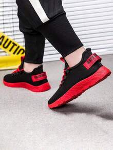 1 Đôi giày chạy bộ nam nhẹ, thoáng khí, co giãn, có dây buộc trang trí phía trước, họa tiết quai ngang ngẫu nhiên/không đối xứng - Đỏ - Xem 3