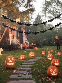1Set Black Bat Decorative Hanging Banner Flag, Halloween Decorative Pull Flag For Room Fireplace Wall Decorations, Indoor & Outdoor Decor, Home Decoration Happy Halloween Party Supplies