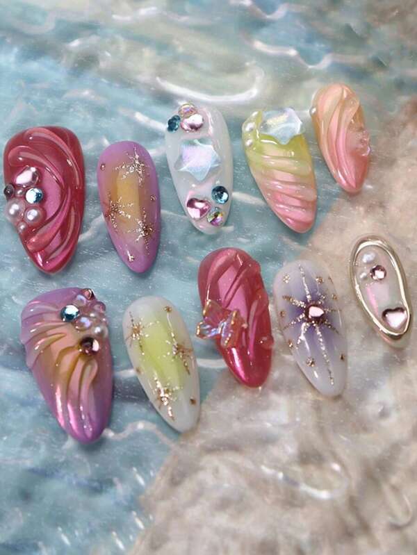 10 piezas de uñas falsas con forma de almendra, uñas falsas de novedad multicolor con un mundo submarino, corazones, mariposas, cristales de agua, estrellas encantadoras y conchas de colores, desmontables, con cobertura completa, que incluye 1 frasco de pegamento de gelatina y 1 lima de uñas, para uso diario, adecuadas para fiestas festivas, decoración, regalos para amigas, regalos de San Valentín, regalos navideños y regalos de cumpleaños