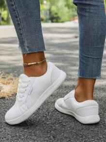 Large Size Women's White Wide Flat Sneakers Round Toe Fashionable Leather Stitching Lace-Up Wide Feet Comfortable All-Match Casual Shoes Vacation Travel
