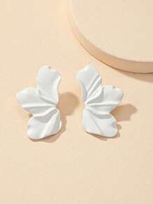 1 Pair Retro Exaggerated Enameled Flower Asymmetrical Petal Fashionable Stud Earrings