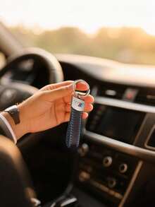 1pc Cool Casual Keychain, Personalized Car Keyring - Multicolor - View 11