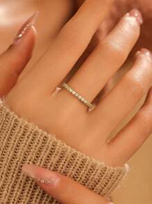 1 pieza Anillo de dedo de plata esterlina 925 exquisito, elegante y lujoso con zirconia brillante dorada para mujer, accesorio de joyería de regalo para boda y fiesta de compromiso
