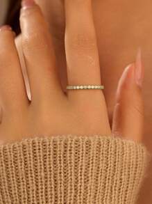 1 pieza Anillo de dedo de plata esterlina 925 exquisito, elegante y lujoso con zirconia brillante dorada para mujer, accesorio de joyería de regalo para boda y fiesta de compromiso